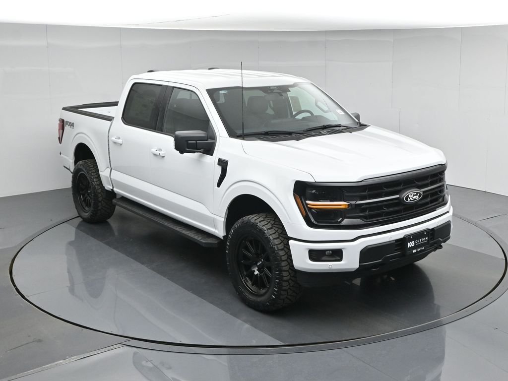 New 2026 Oxford White Ford XLT image 39