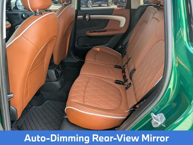 Used 2021 Green MINI  image 22