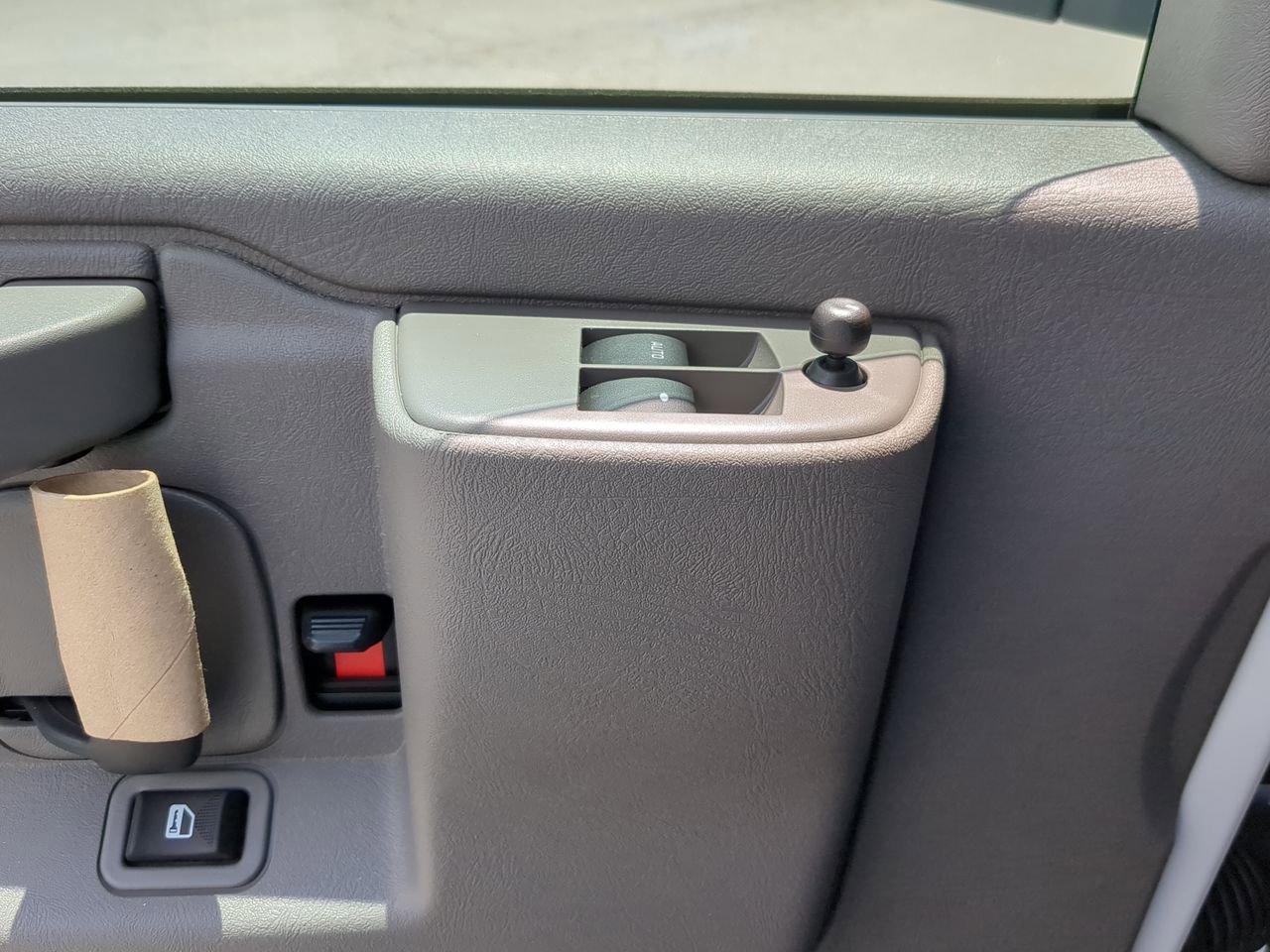 2025 Chevrolet Express Cargo Work Van - Photo 21