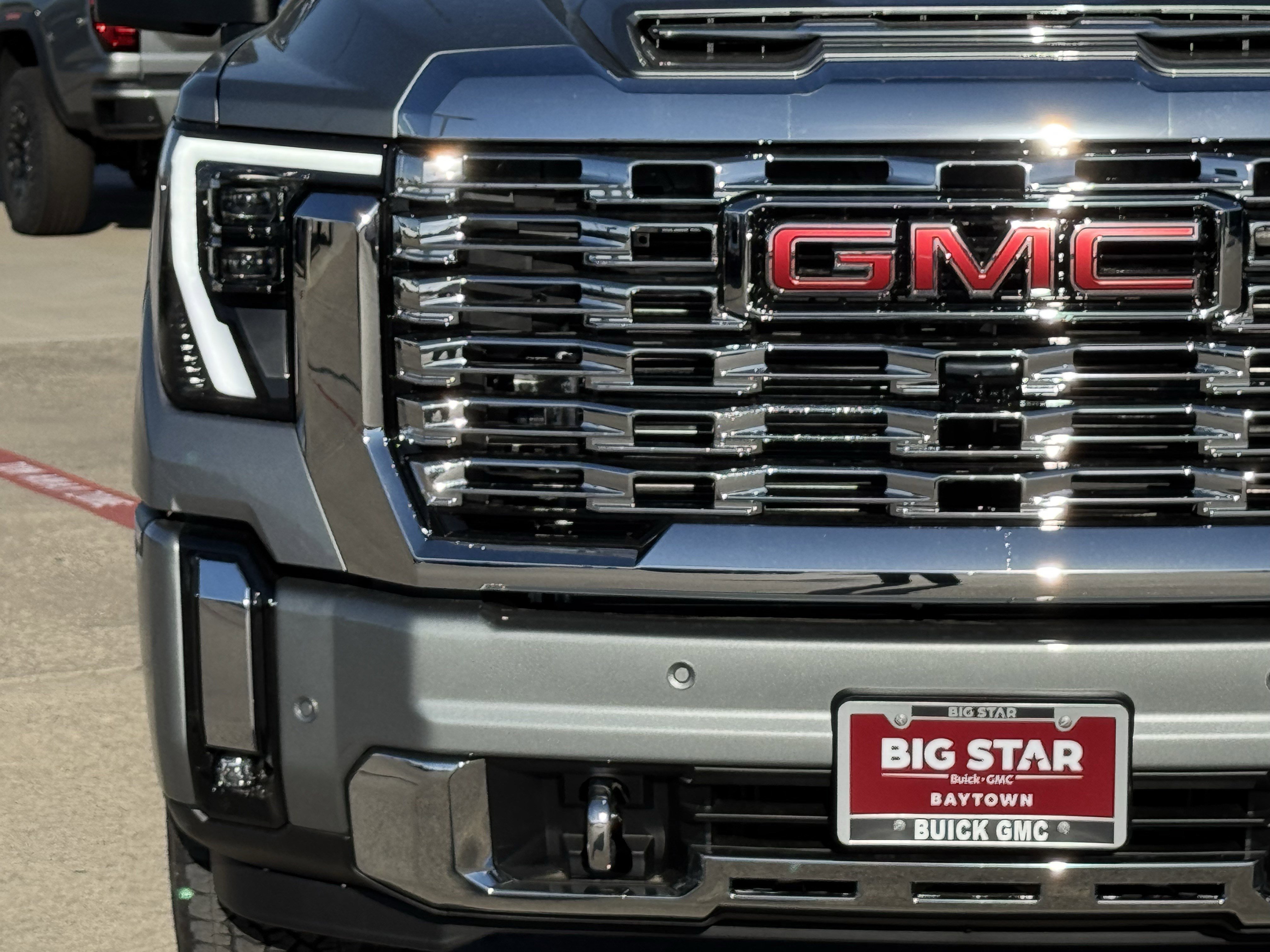 2026 GMC Sierra 2500HD Denali - Photo 5