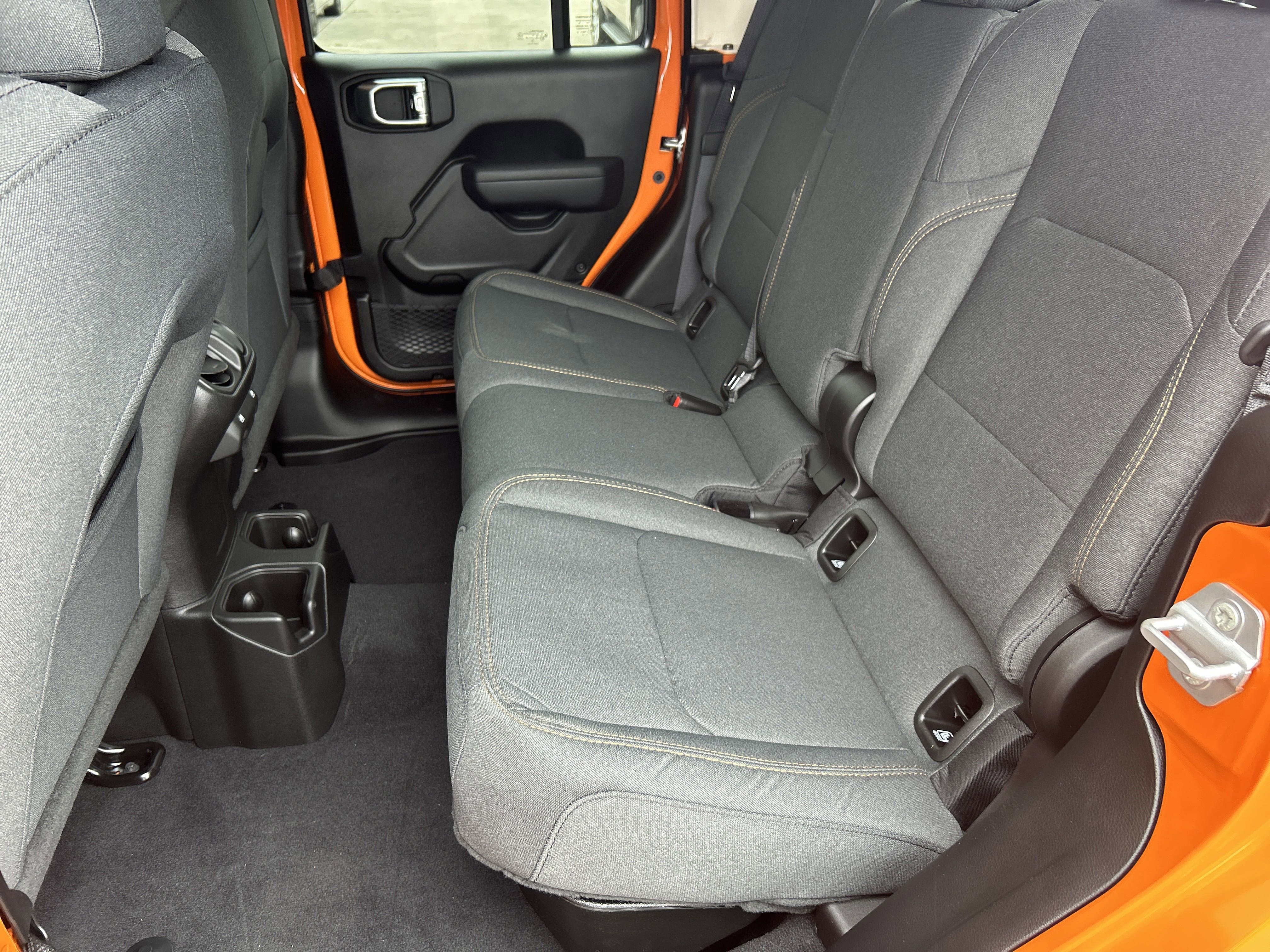 New 2025 Joose Exterior Paint Jeep Sport S image 17