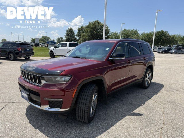 Certified Used 2021 Velvet Red Pearlcoat Jeep Limited image 3