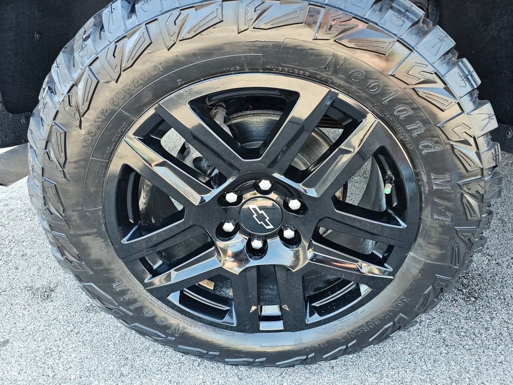 Used 2023 Black Chevrolet Trail Boss image 20