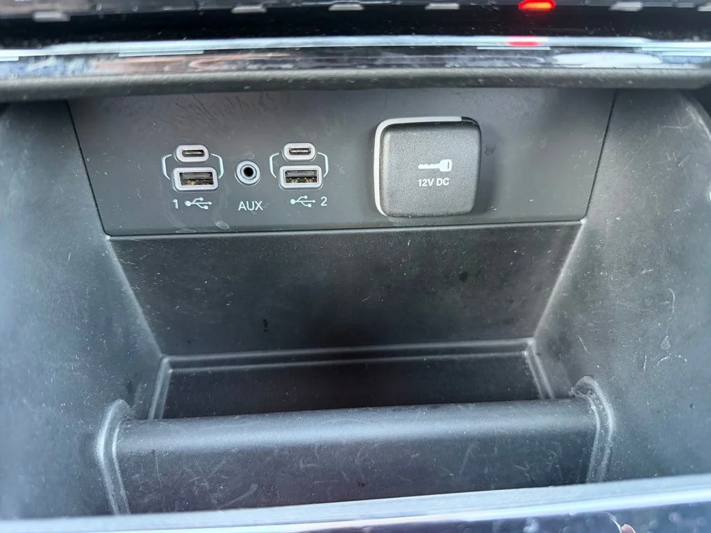 Certified Used 2024 White Jeep Limited image 24