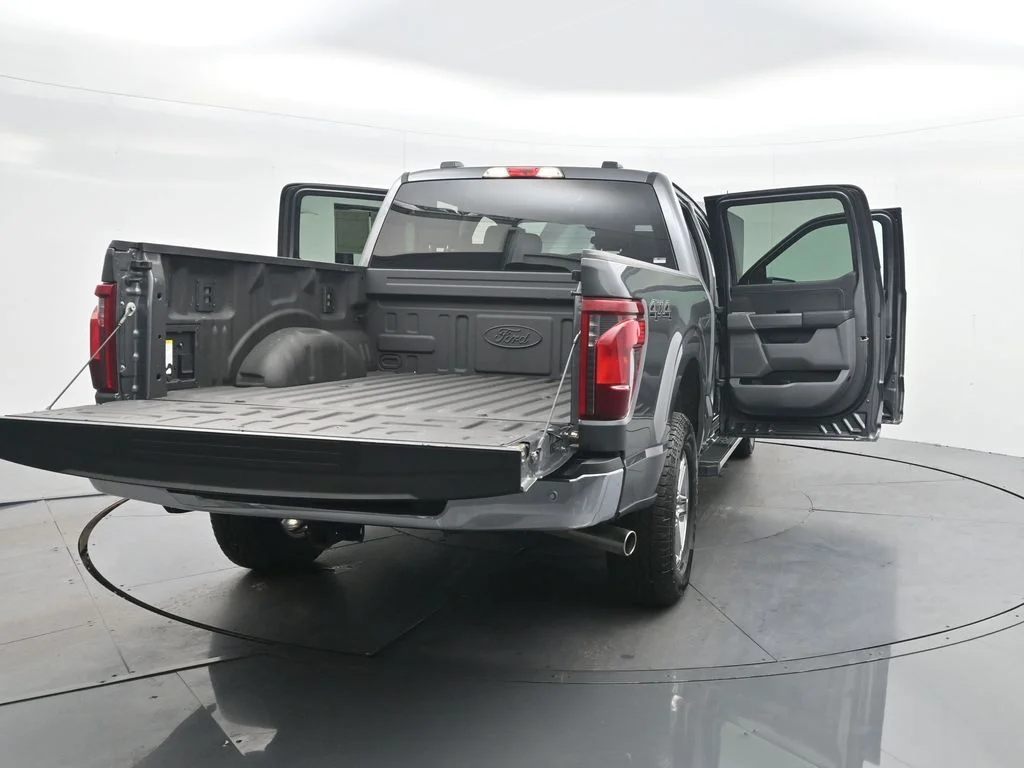 Used 2025 Gray Ford XLT image 43