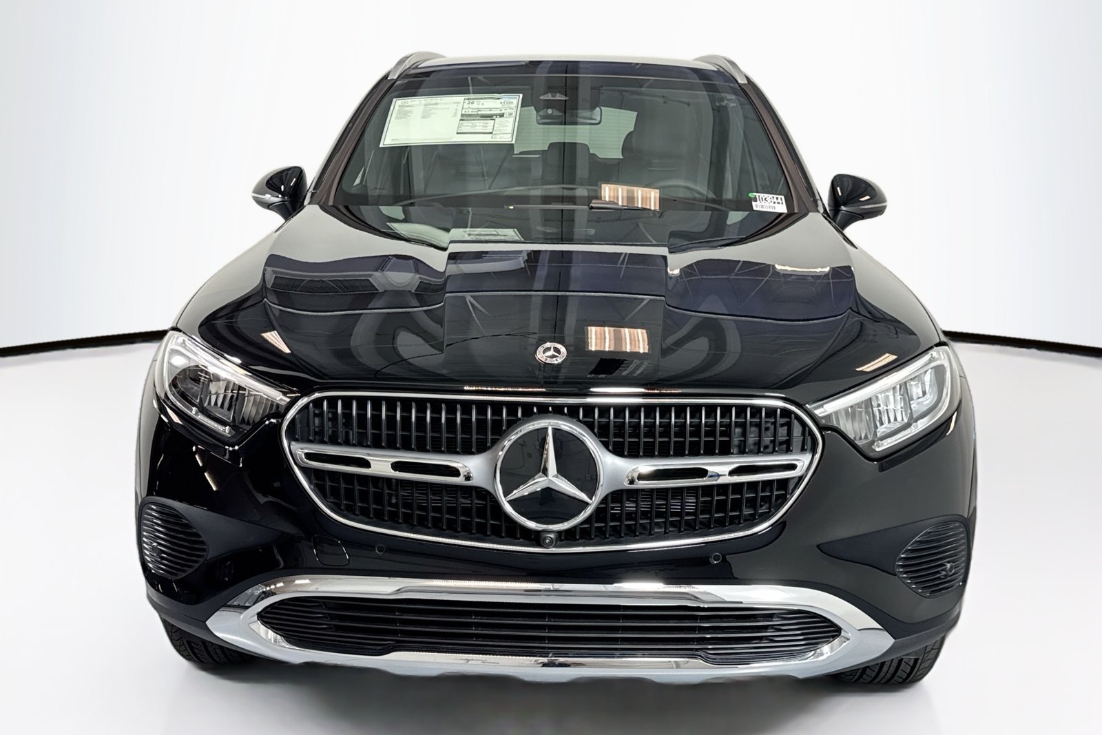 New 2026 Black Mercedes-Benz GLC 300 image 2
