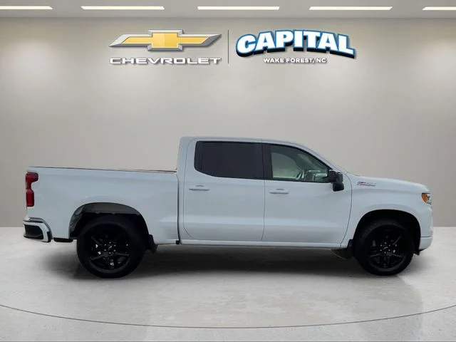 Used 2025 White Chevrolet RST image 6