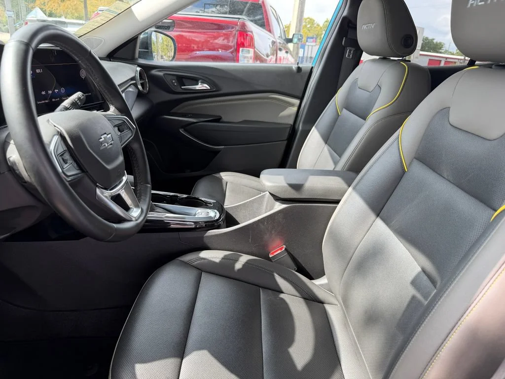 Used 2025 Marina Blue Chevrolet ACTIV image 20