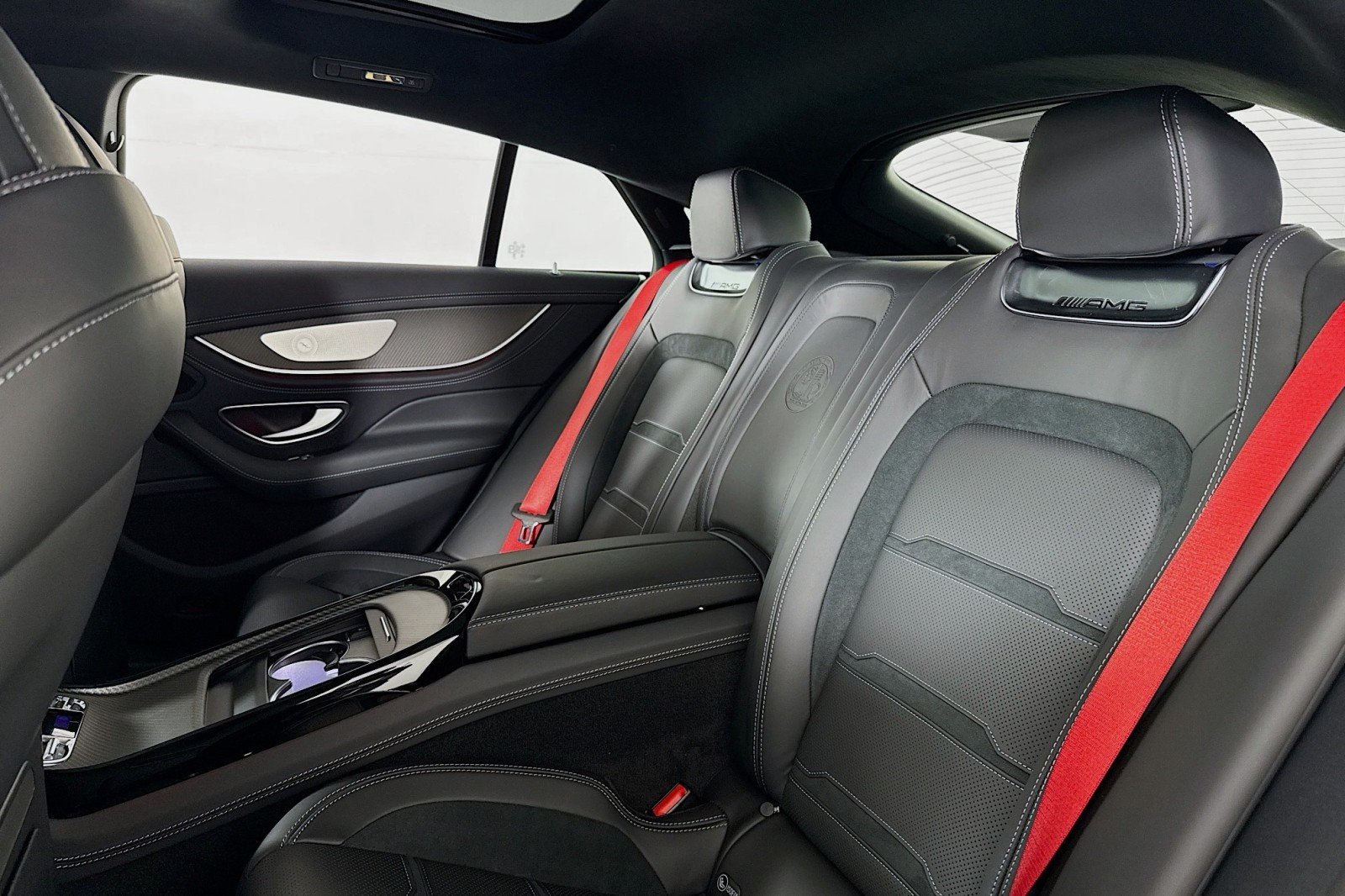 New 2026 MANUFAKTUR Graphite Grey Magno Mercedes-Benz AMG® GT 63 S E Performance 4-Door Coupe image 7