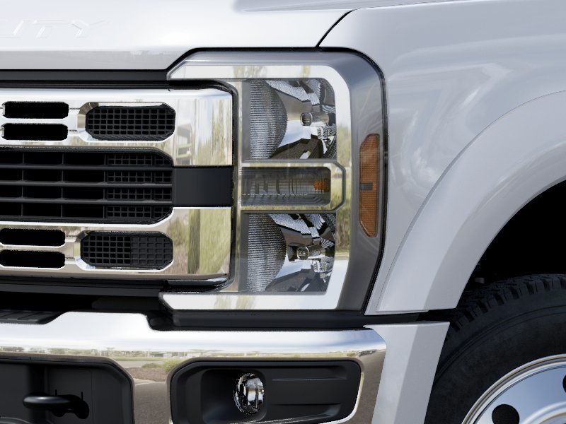New 2027 Oxford White Ford XL image 18