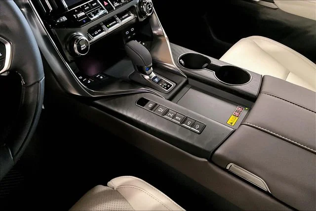 2026 Lexus LX 700h Luxury - Photo 8
