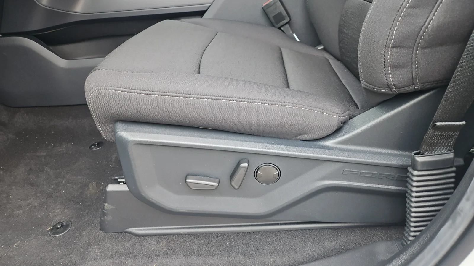 New 2026 Avalanche Ford XLT 4WD image 8