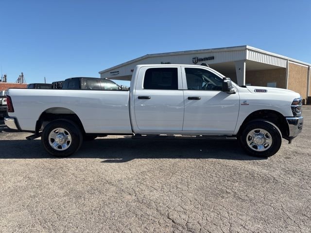 2026 RAM 2500 Tradesman - Photo 9