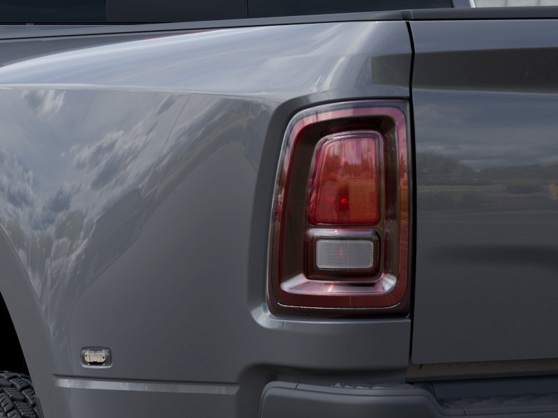 New 2027 Ceramic Gray Clear-Coat Exterior Paint RAM TRADESMAN image 5