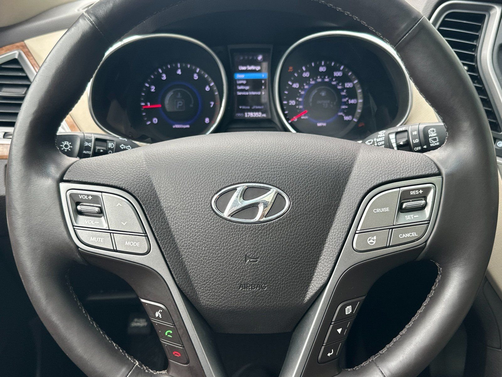 Used 2013 Juniper Green Hyundai Base image 20