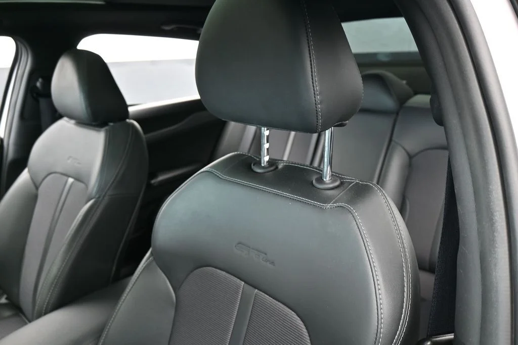 Used 2023 Glacial White Pearl Kia GT-Line image 16