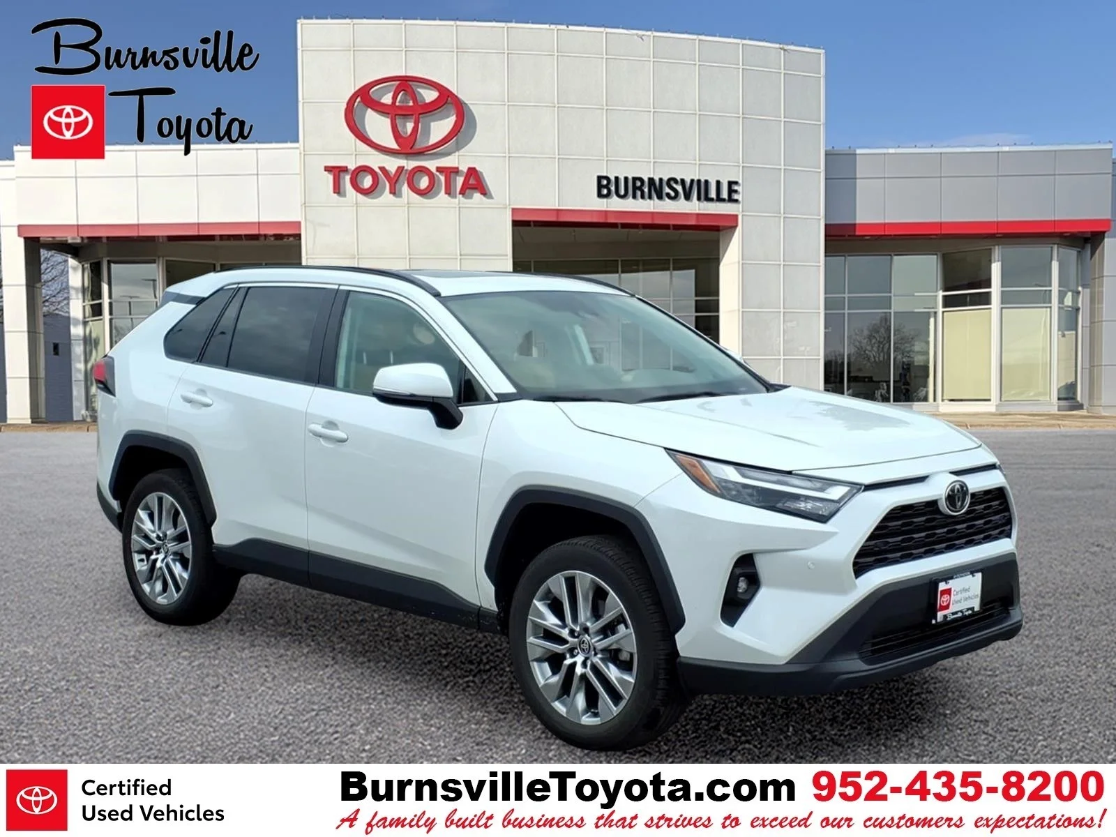 2023 Toyota RAV4 XLE Premium FWD's photo