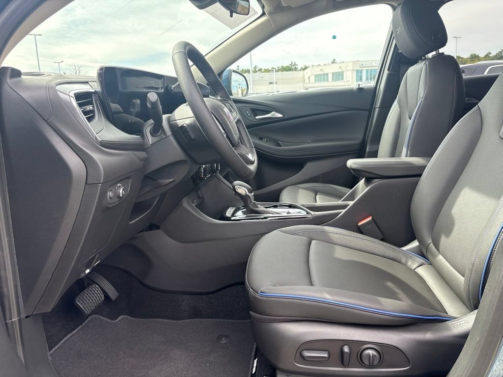 2026 Buick Encore GX Sport Touring - Photo 8
