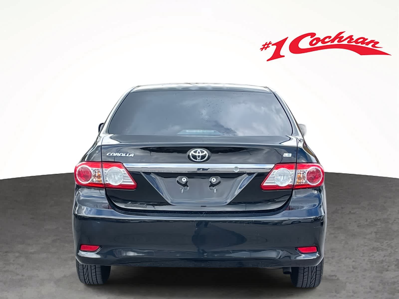2011 Toyota Corolla LE photo 4