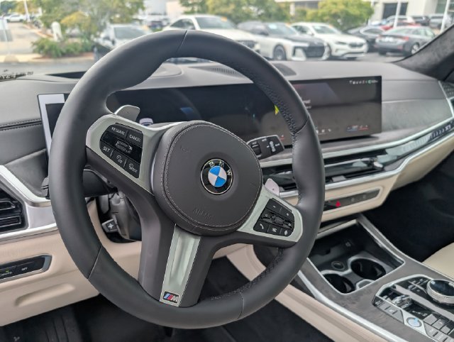 Certified Used 2026 Mineral White Metallic BMW xDrive40i image 18