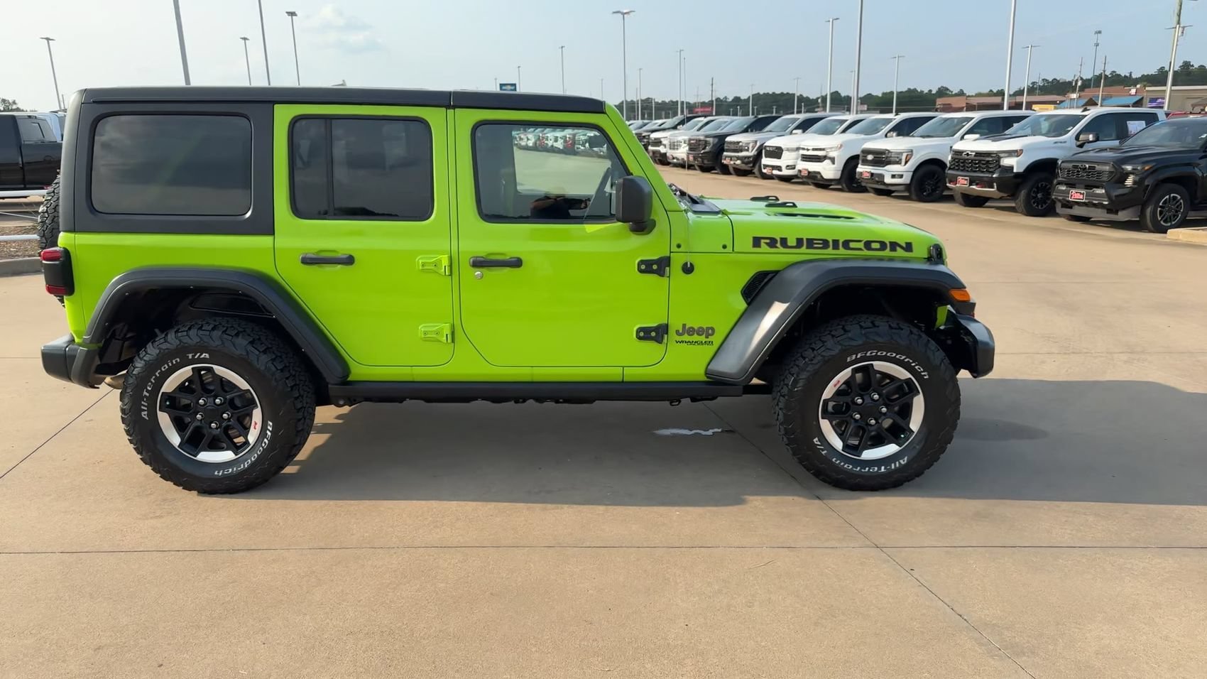Used 2021 Gecko Clearcoat Jeep Unlimited Rubicon image 2