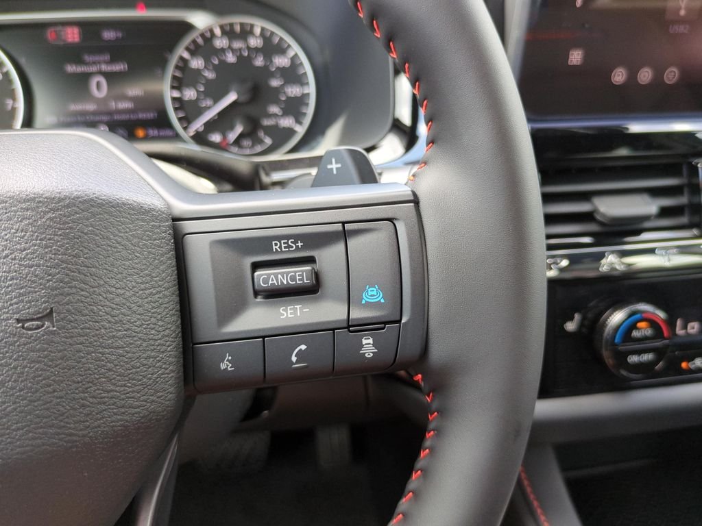 New 2026 Everest White Pearl TriCoat / Super Black Two-tone Nissan Rock Creek® image 21