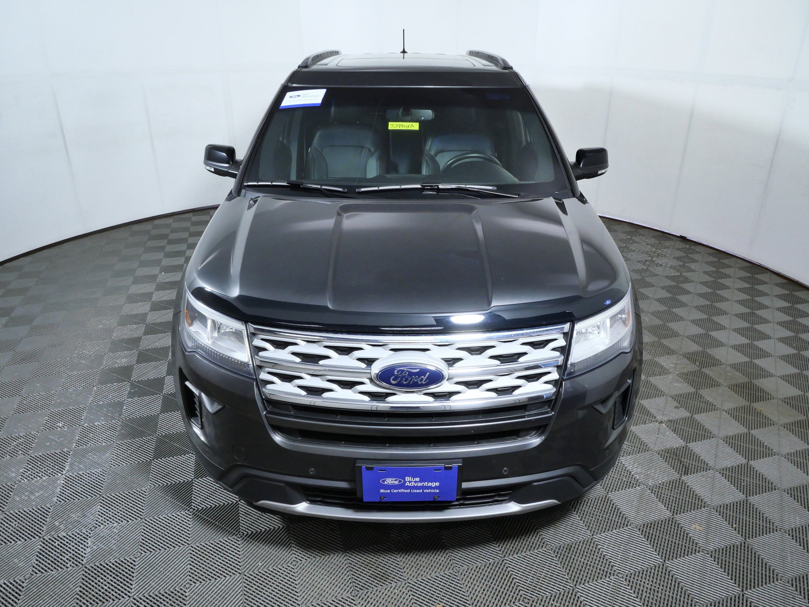 Certified Used 2018 Magnetic Ford XLT image 3