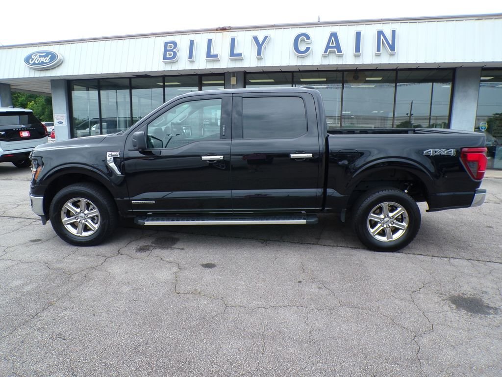 Used 2024 Black Metallic Ford XLT image 4