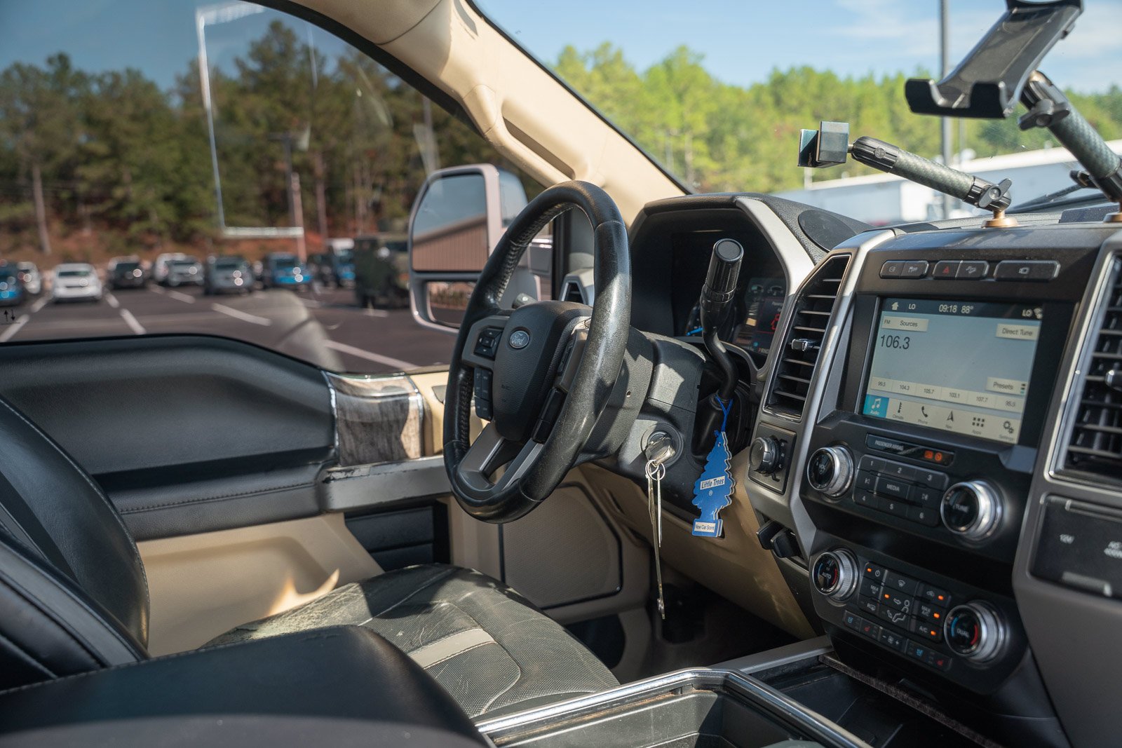 Certified Used 2019 White Ford Lariat image 16