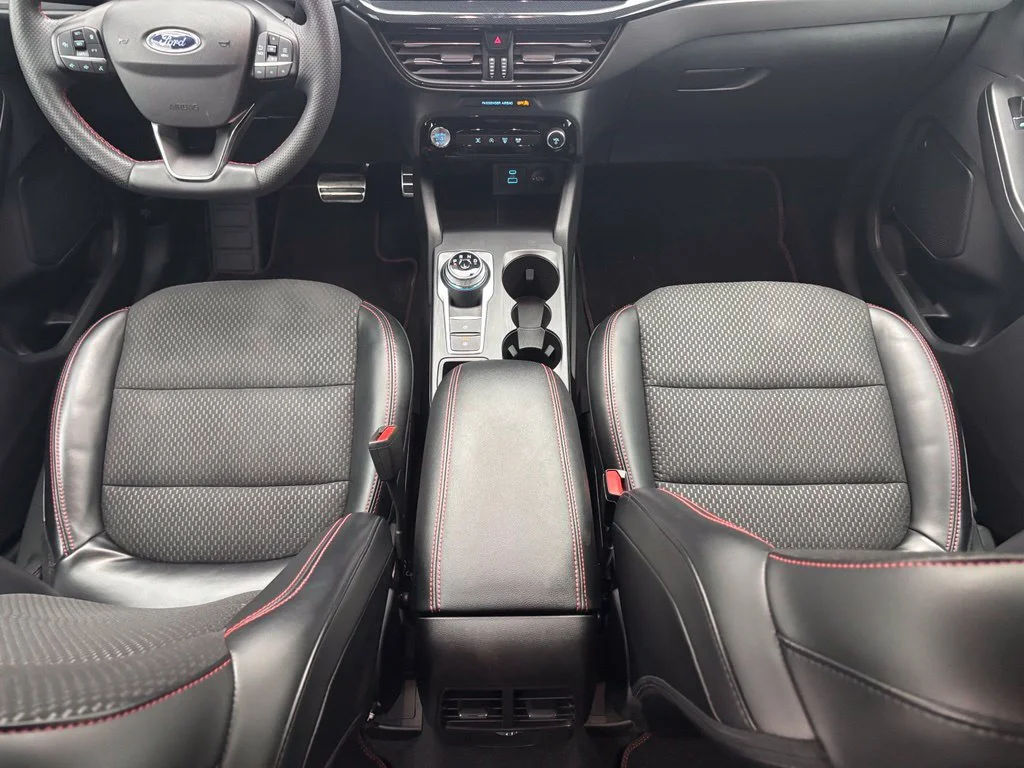 Used 2023 Gray Ford ST-Line image 35