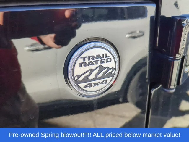 Used 2021 Black Jeep Overland image 11