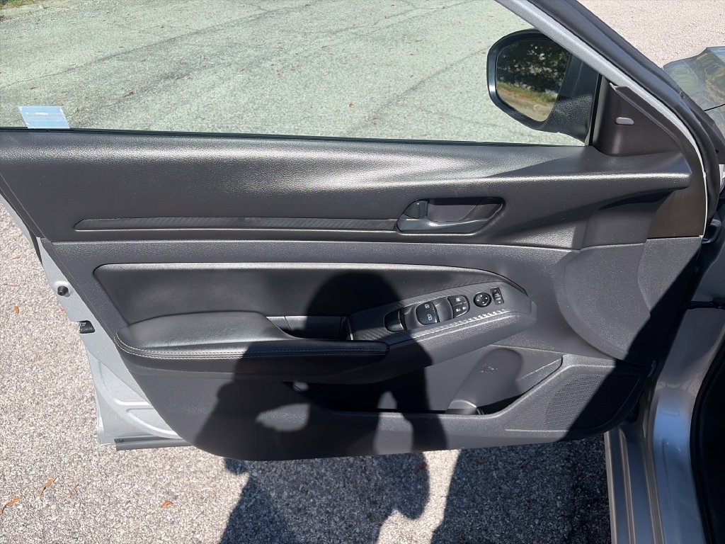 Used 2026 Silver Nissan 2.5 SV image 11