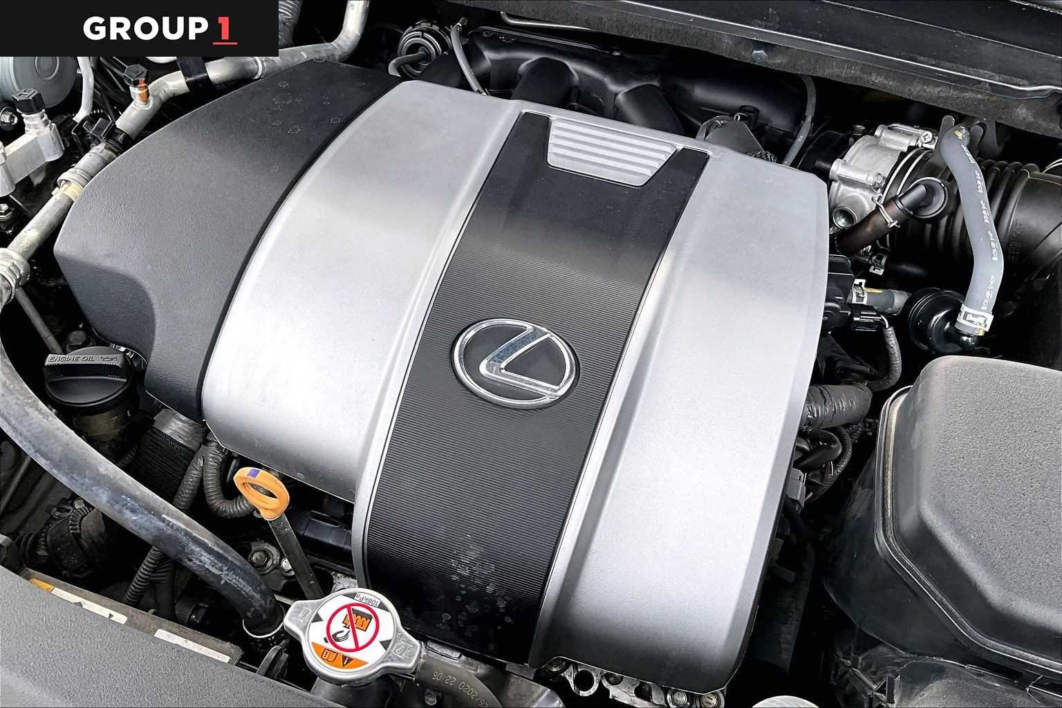 Used 2021 Atomic Silver Lexus  image 30