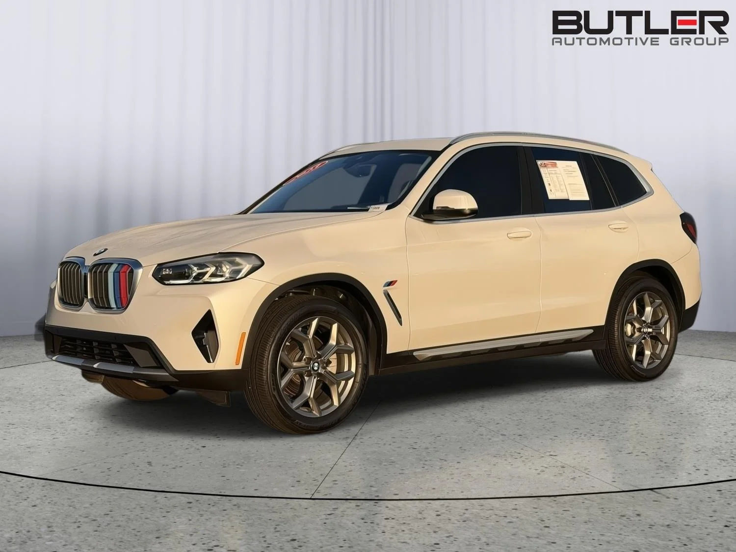 2022 BMW X3 xDrive30i's photo