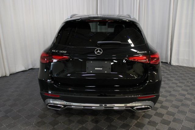 New 2026 Black Mercedes-Benz GLC 300 image 5