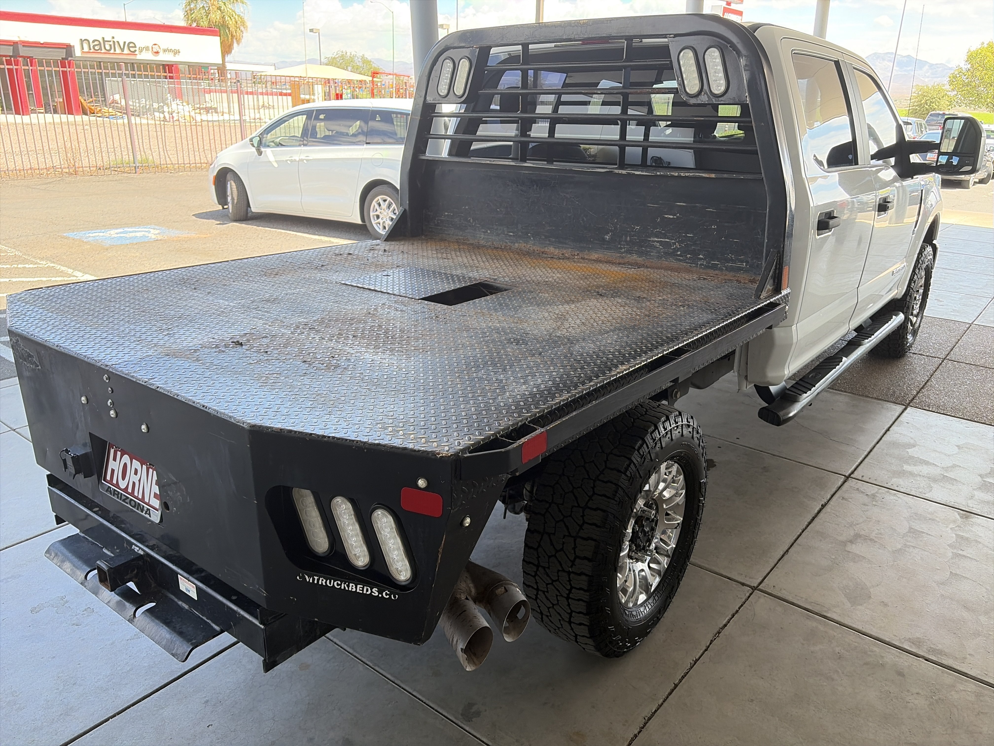 Used 2020 White Ford XL image 5