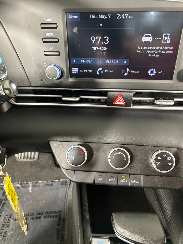 Used 2025 Gray Hyundai SE image 14