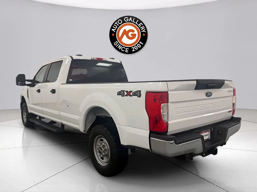 Used 2021 White Ford XL image 5