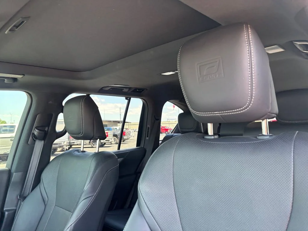 Used 2023 Silver Lexus 600 F SPORT image 11