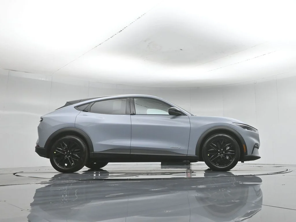 New 2026 Glacier Gray Metallic Tri-coat Ford Select image 45