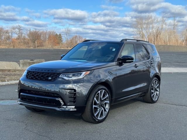 2025 Land Rover Discovery Dynamic SE