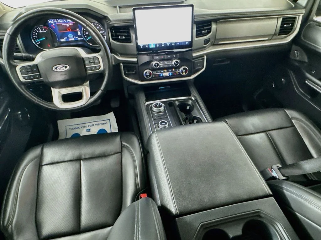 Used 2024 Silver Ford XLT image 27
