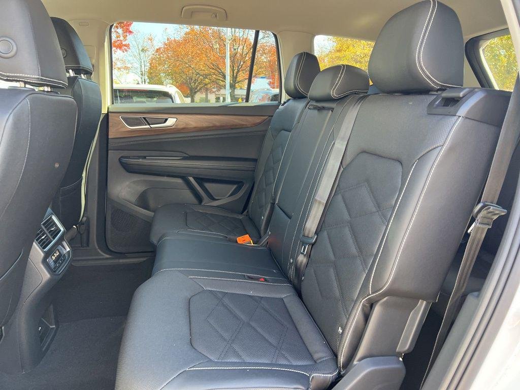 2026 Volkswagen Atlas SE - Photo 24