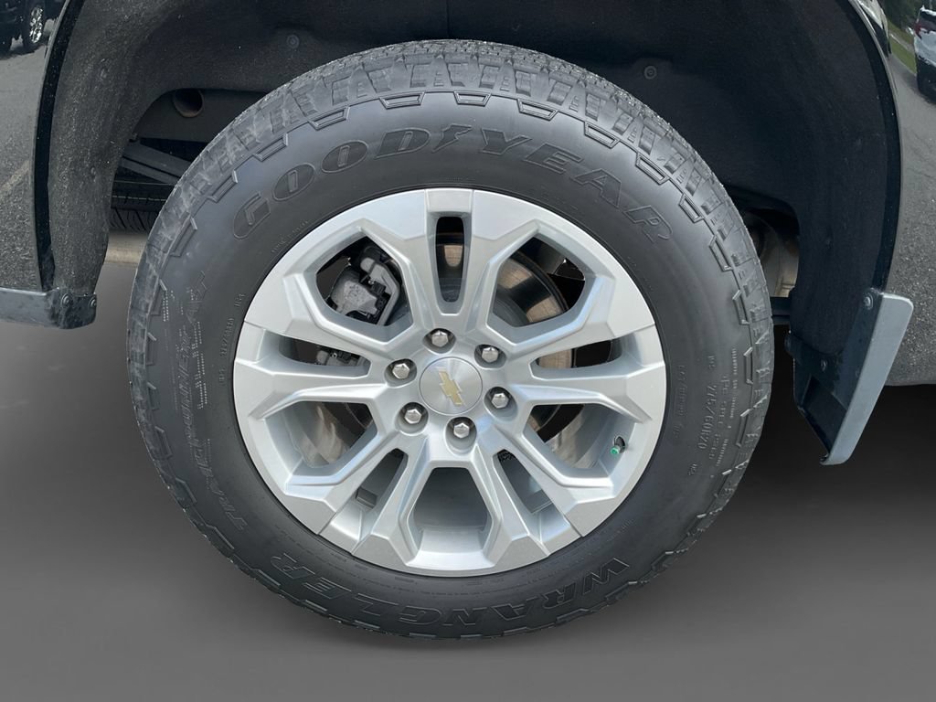 Used 2023 BLACK Chevrolet LTZ image 11