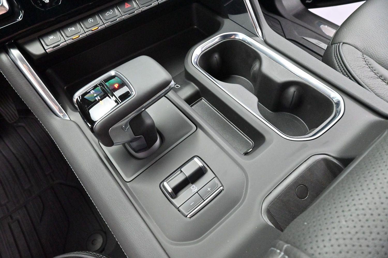 Used 2025 Onyx Black GMC Denali image 26