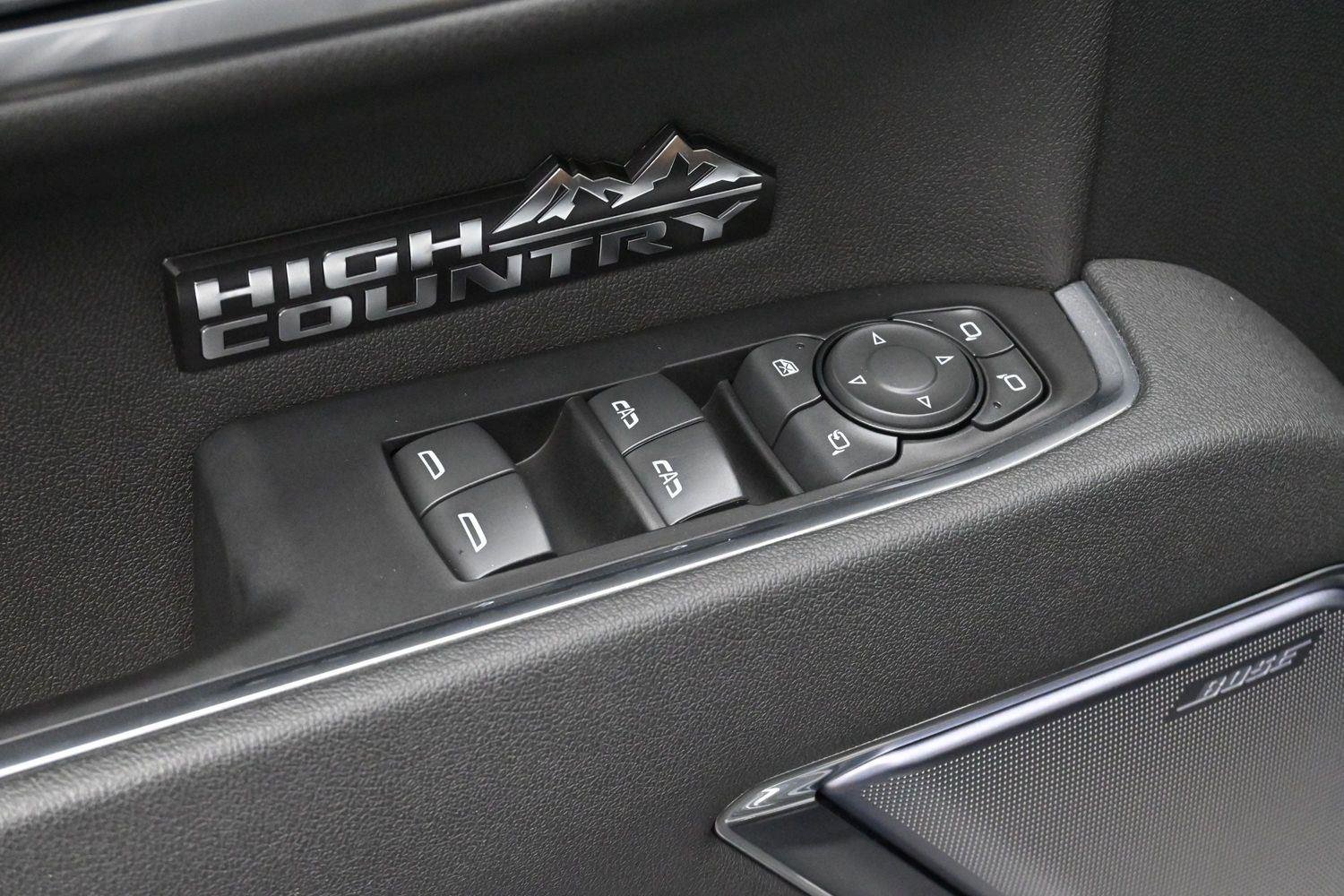 Used 2025 Black Chevrolet High Country image 12