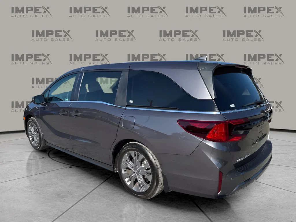 Used 2026  Honda Touring image 3