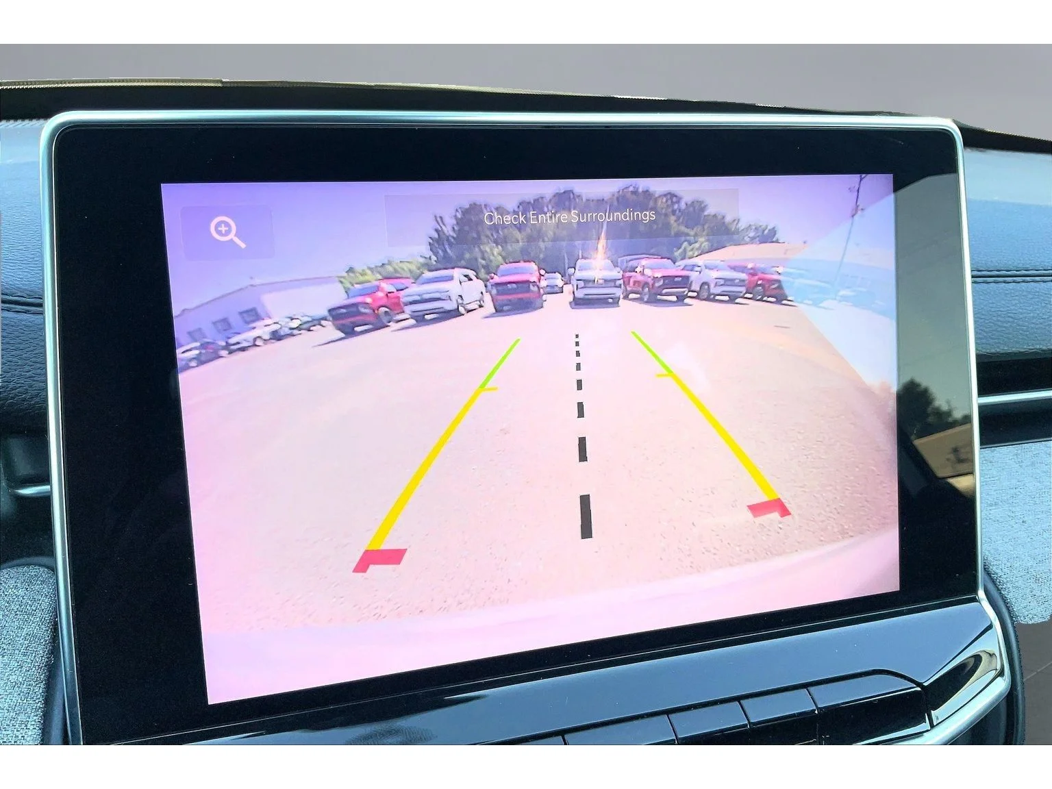 Used 2024 Silver Jeep Latitude image 14