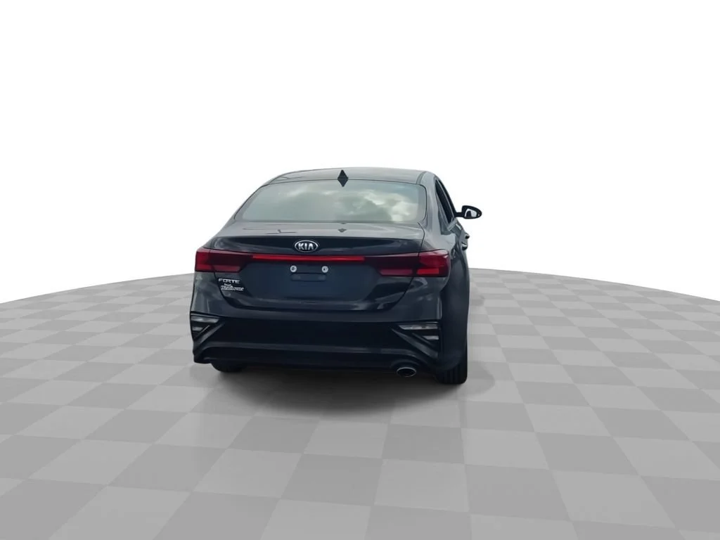 Used 2019 Black Kia LXS image 7