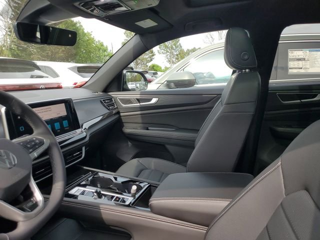 New 2026 Black Volkswagen 2.0T SEL R-Line Black image 17
